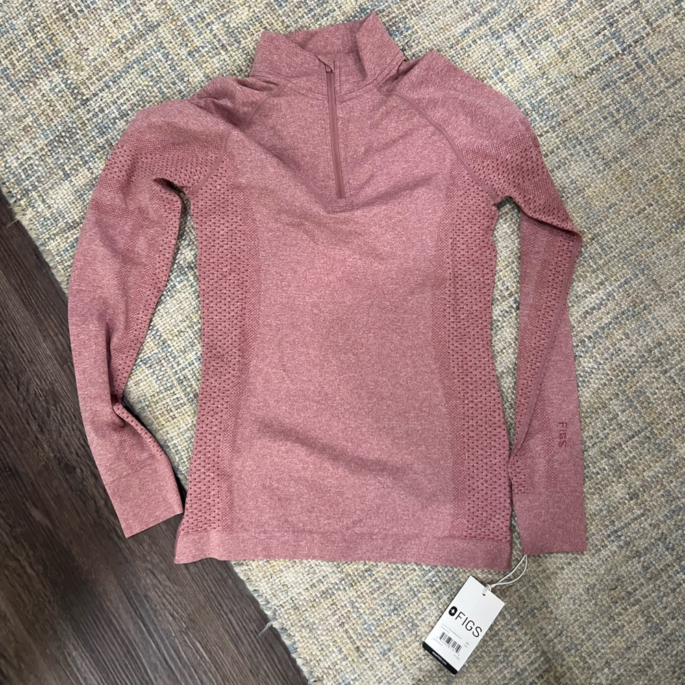 Figs performance half zip new with tags mauve